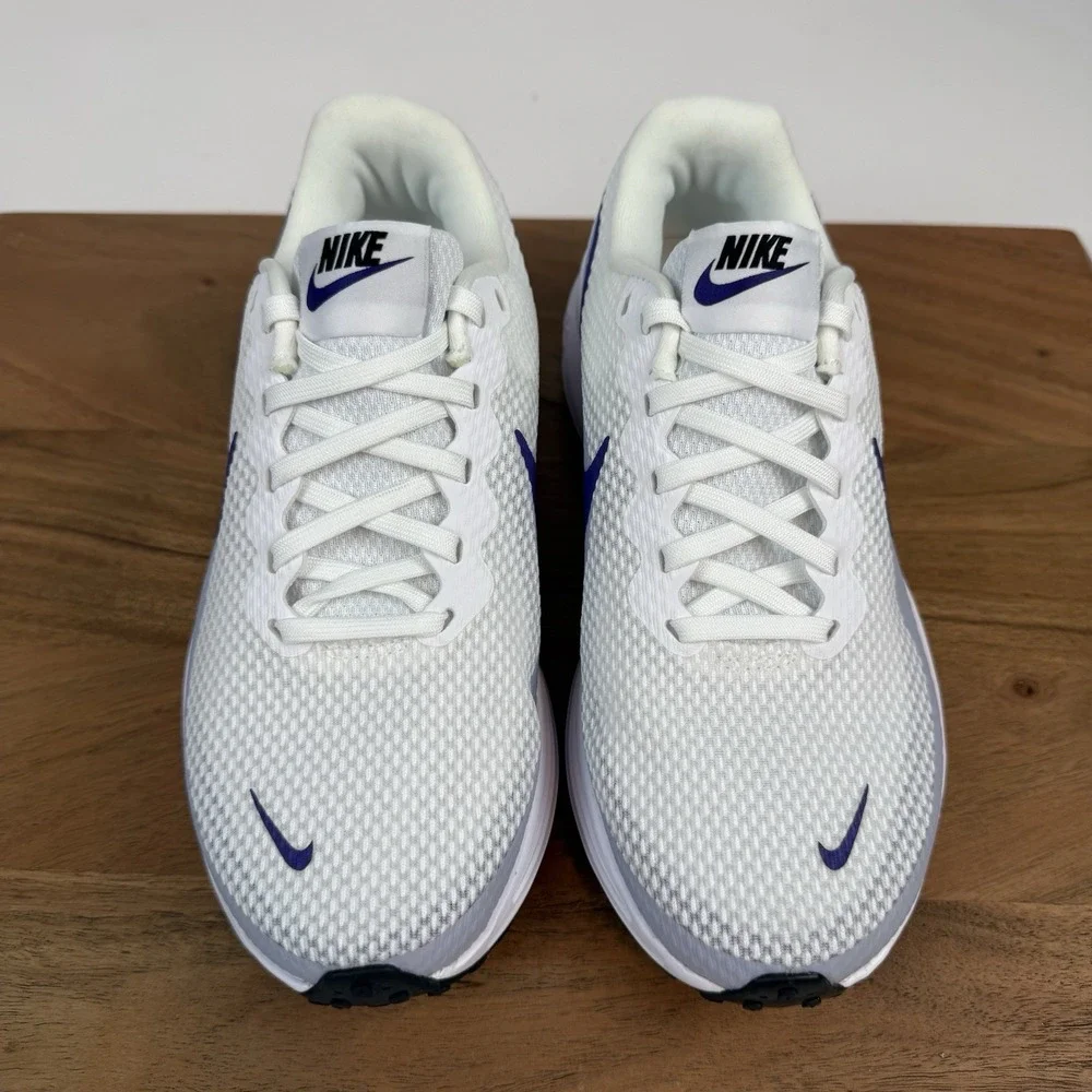 New NIB Womens Nike Revolution‎ 8 White Atheltic Running Sneakers Shoes Size 6 W
